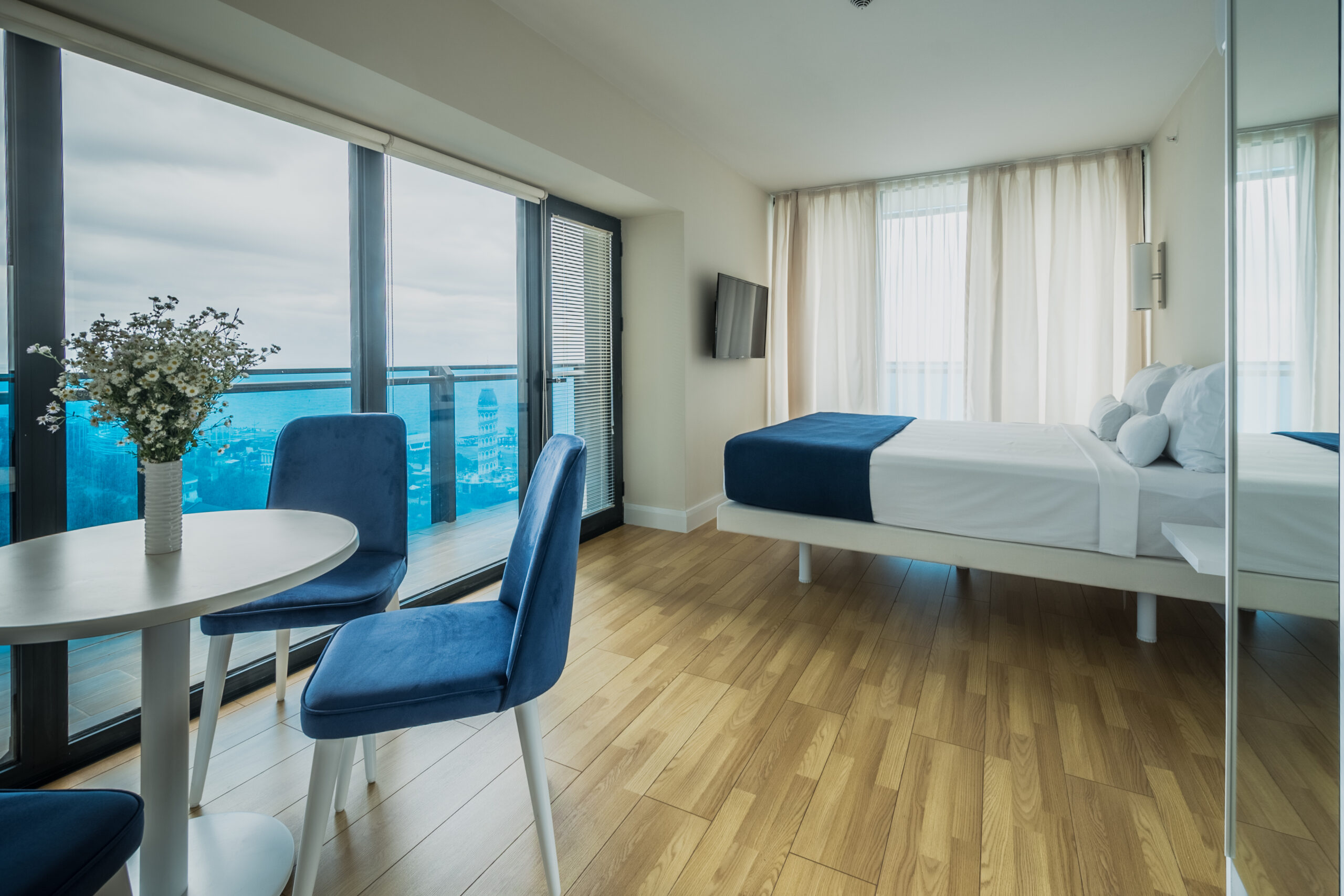 Junior Suite with Sea View (Bedroom N1) (1)
